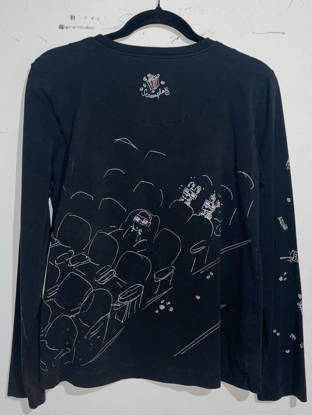 Chat-tees Chicos Black Graphic Long Sleeve Tee with Theater Illustration